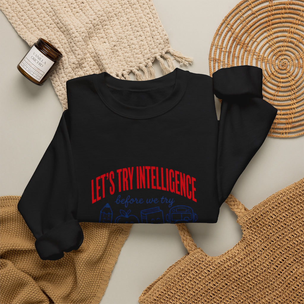 School try intelligence Unisex Heavy Blend™ Crewneck Sweatshirt